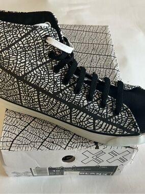 Blank NYC Black & White Pattern High-Top Sneakers - Men